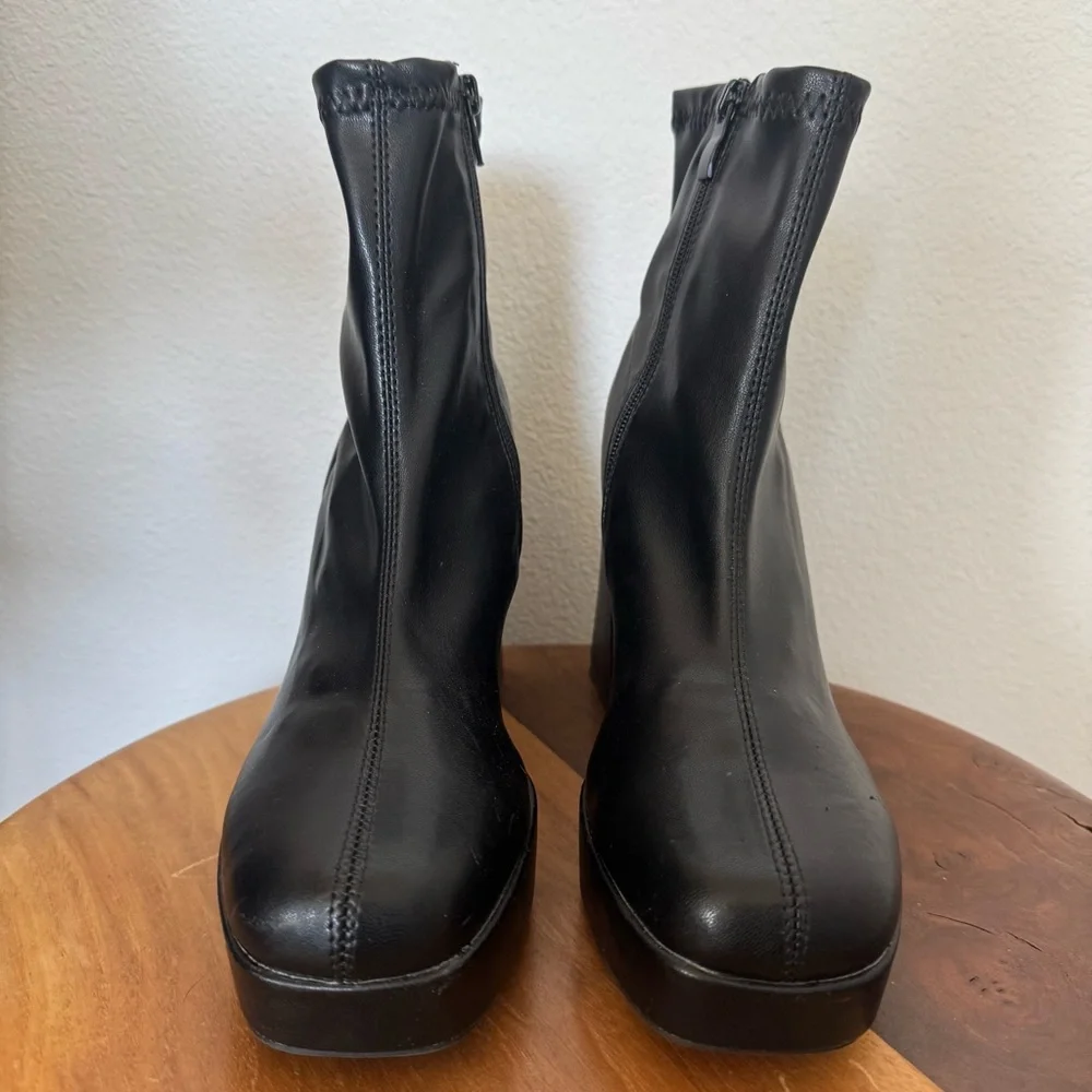 Diba Black Chunky Platform Side Zip Boots Faux Leather y2k Style Fall Winter